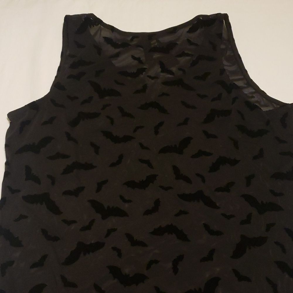 Torrid 2X Black Bat Velvet & Mesh V Neck Bodysuit - Picture 9 of 11